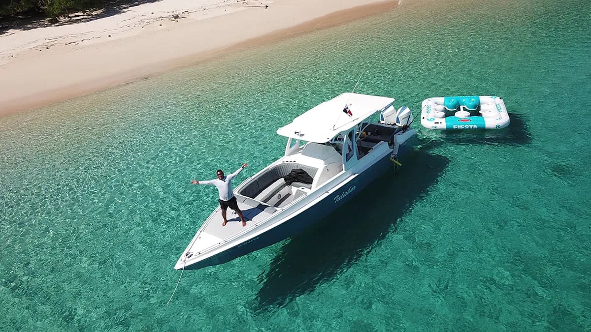 Panama Gem Charters yacht
