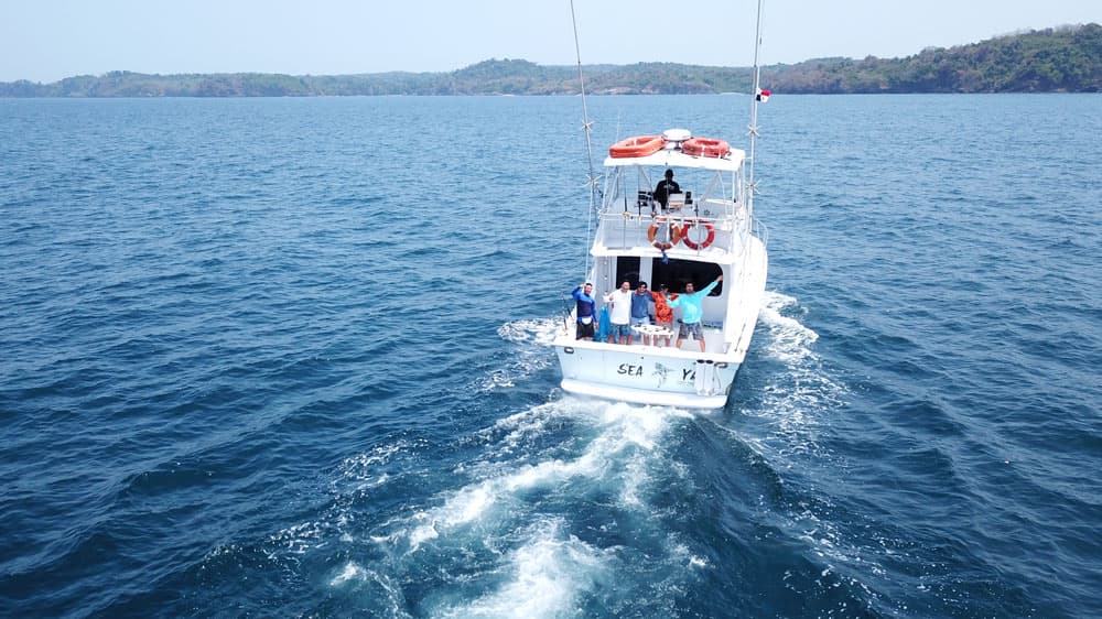 ¿Por qué deberías reservar un tour de pesca por más de un día?