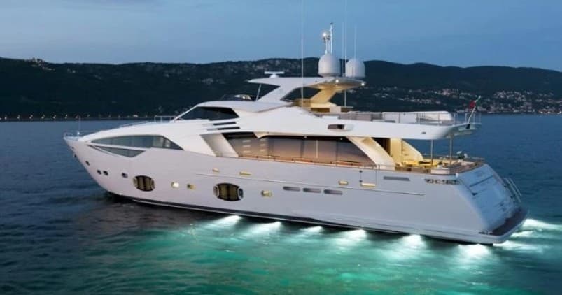 Ferretti 100' 1