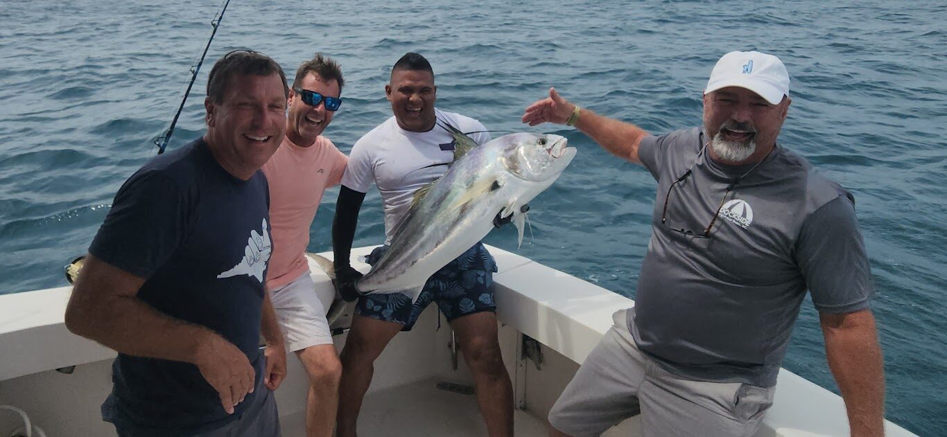 Pesca de wahoo y barracuda en aguas offshore de Panamá