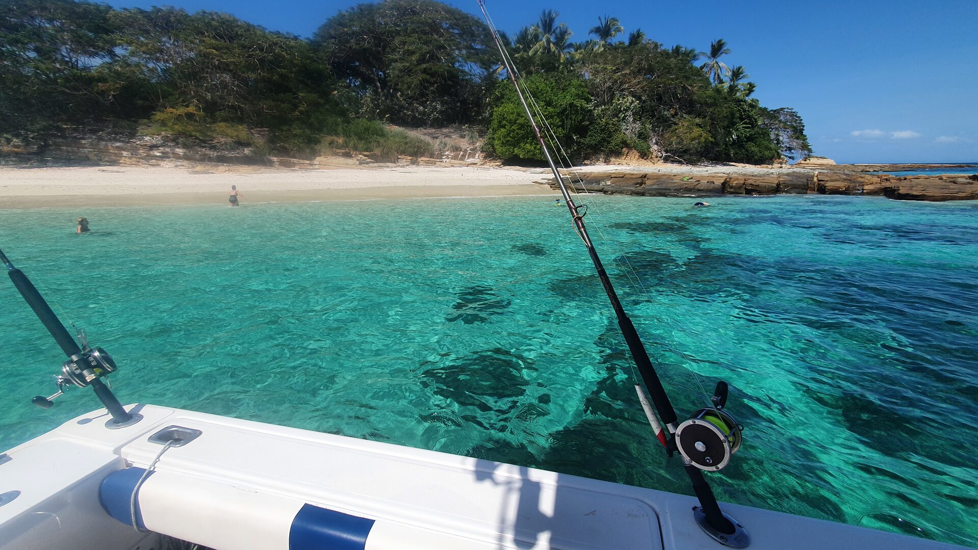 Navegando entre islas del Archipiélago de Las Perlas