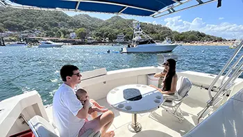 Taboga Island Private Yacht Tour - Gem Charters- Isla Taboga Panamá